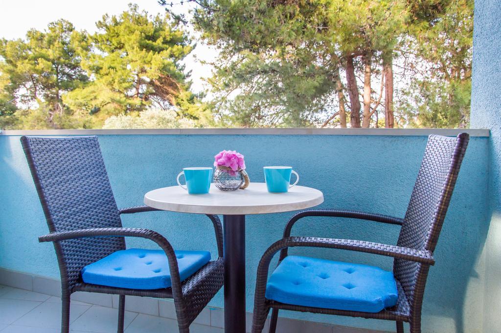 Apartments Punta by Sea Umag Bagian luar foto