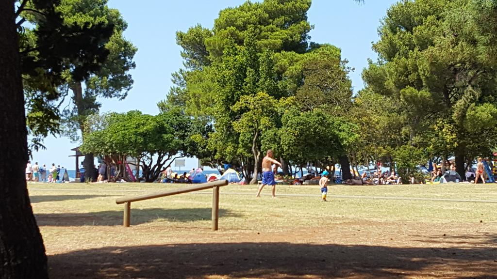 Apartments Punta by Sea Umag Bagian luar foto