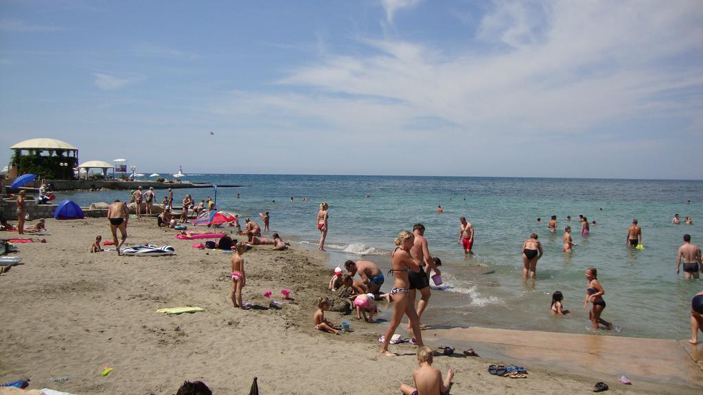 Apartments Punta by Sea Umag Bagian luar foto
