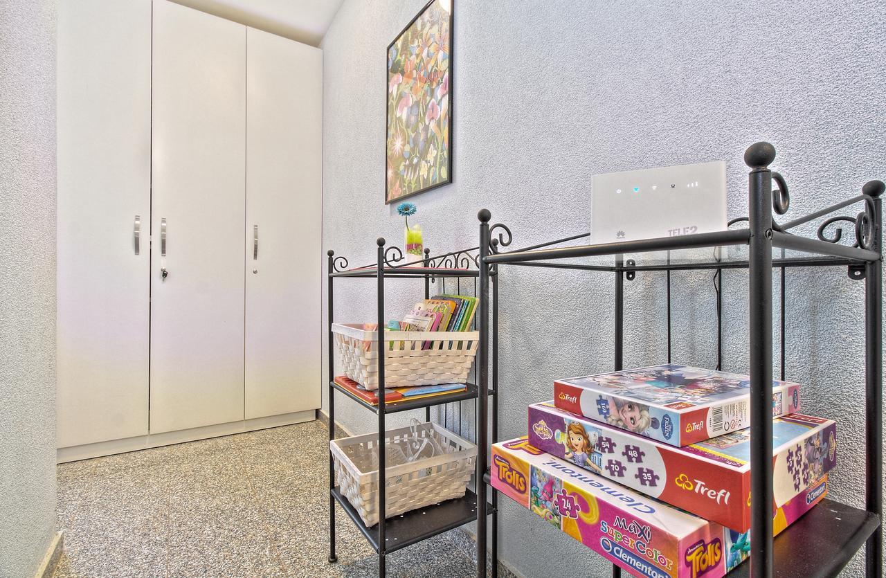 Apartments Punta by Sea Umag Bagian luar foto